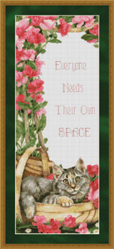 9007 Everyone Needs their own Space- Grey Tabby - Click Image to Close